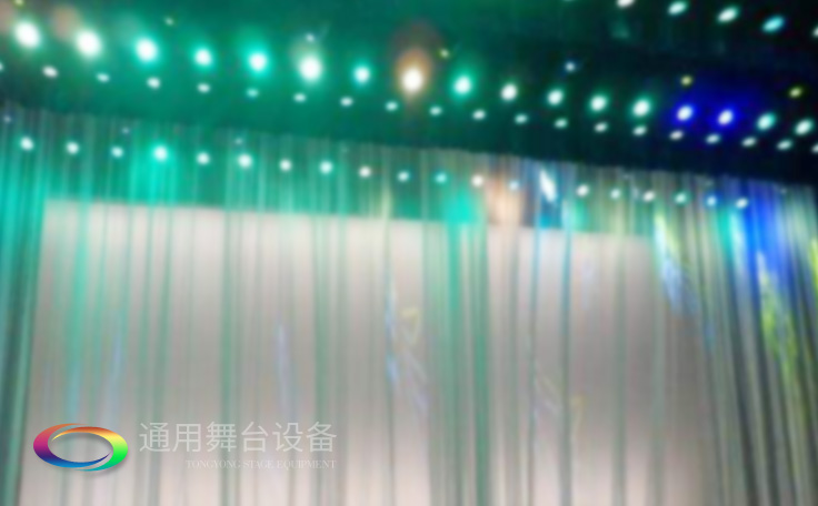 虛擬、朦朧的幻覺空間——舞臺紗幕